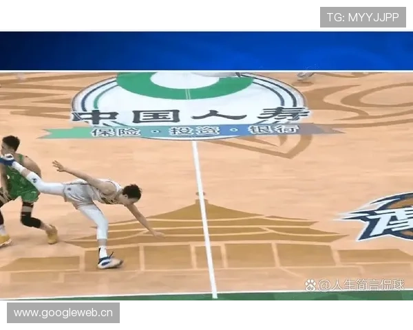 齐达内传球技巧分析：如何在比赛中灵活应对对手的防守挑战