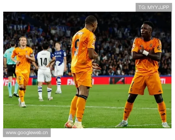 姆巴佩维尼修斯搭档锋线，状态回暖表现稳健