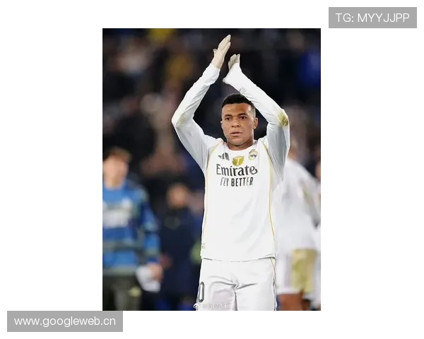 姆巴佩获世界杯银球奖 个人表现持续提升