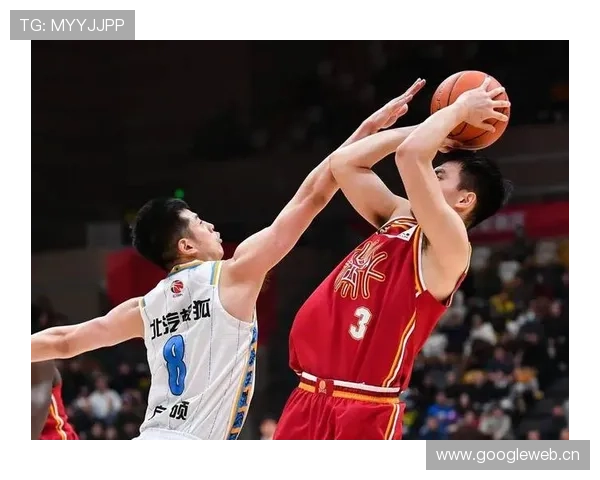 国米三中卫体系使用缺乏灵活性，战术变化有限是否对关键战形成制约